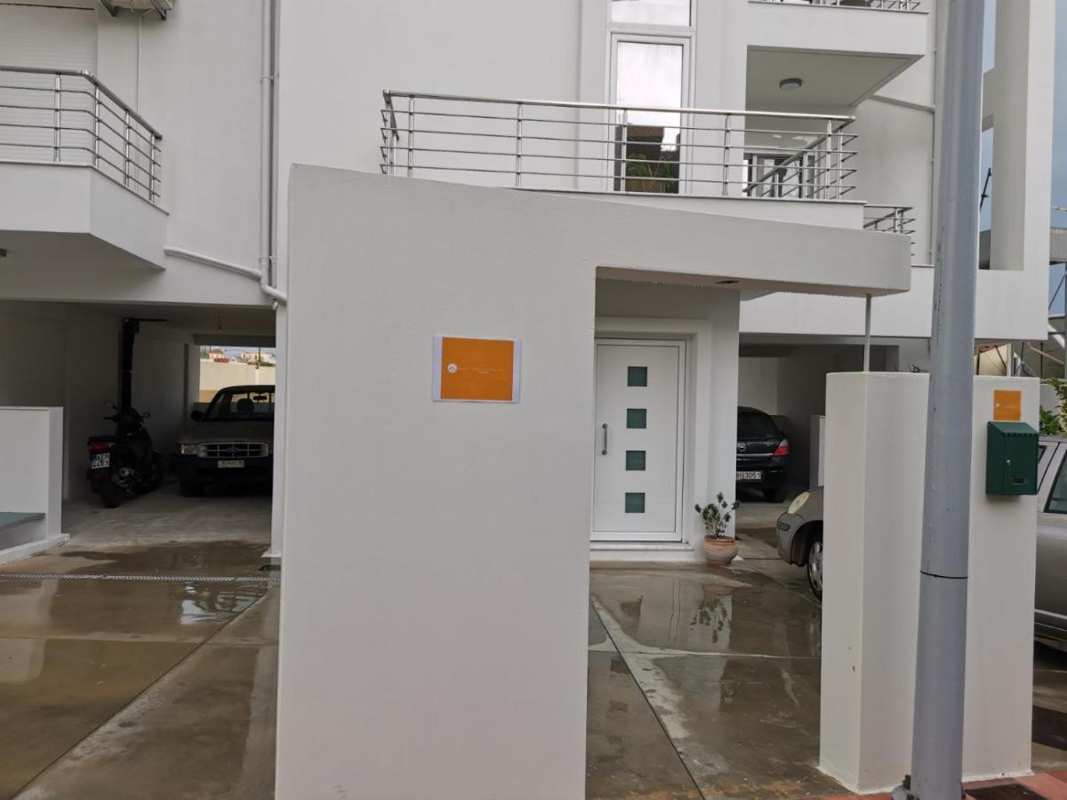 Oasis - Chic & Minimal Apt Apartamento Agios Nikolaos Exterior foto